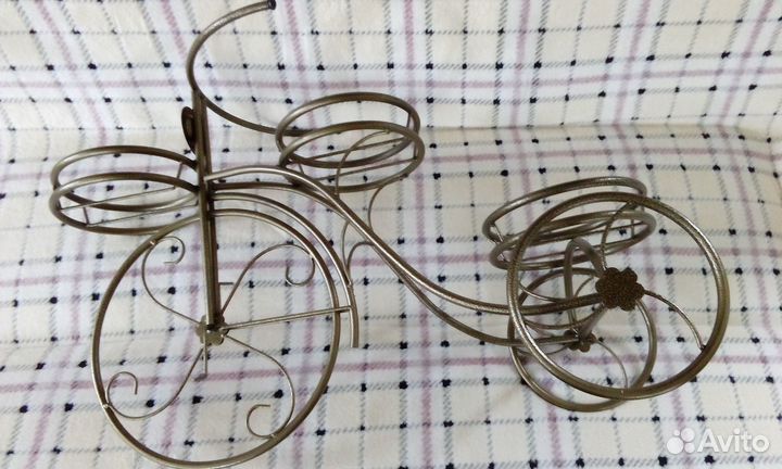 Подставка/стойка для цветов