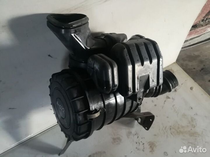 Корпус воздушного фильтра Hino