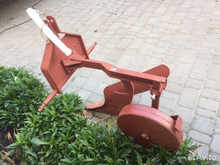 Плуг для мини трактора мтз кмз