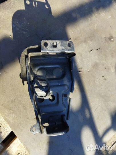 Домкрат Toyota Land Cruiser Prado GRJ120 1grfe