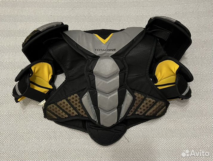 Нагрудник хоккейный Bauer Total One NXG SR S