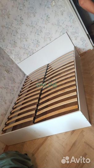 Кровать двуспальная