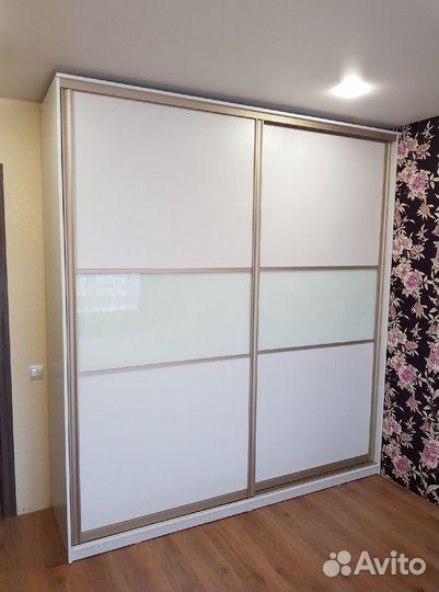 Шкаф навесной