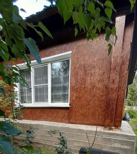 Дом 40 м² на участке 8 сот.