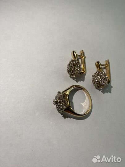 Сережки с бриллиантами