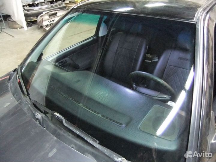 Лобовое стекло Volkswagen Vento Венто