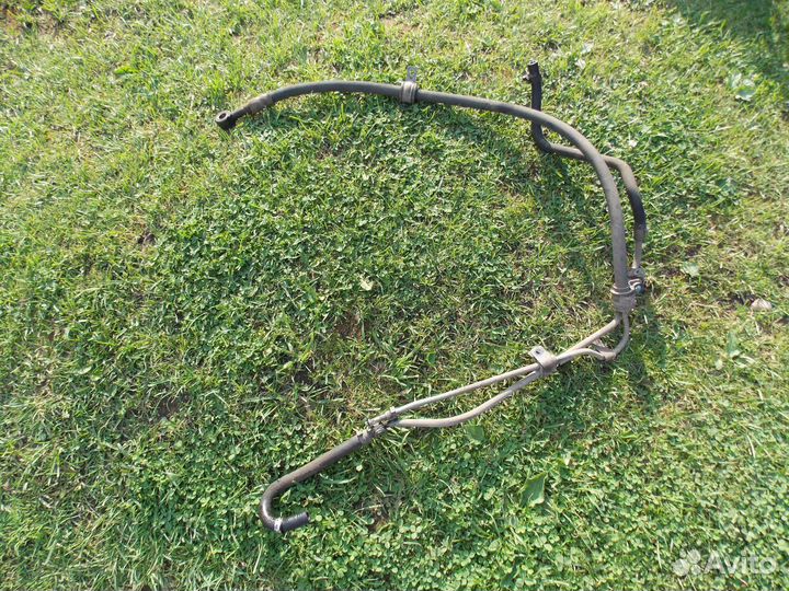 Трубки гура Mitsubishi Space Star/Carisma