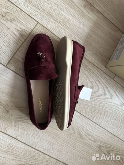 Лоферы женские