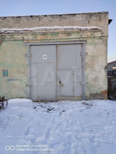 Гараж, > 30 м²