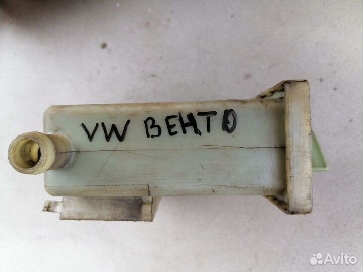 Бачок гидроусилителя VW Golf II/Jetta II 1983-1992