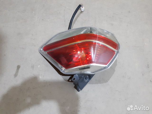 Фонарь задний правый наружный Nissan X-Trail 3