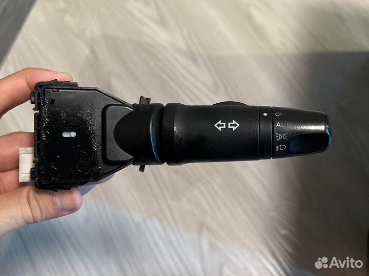 Подрулевой переключатель nissan 25540ED110