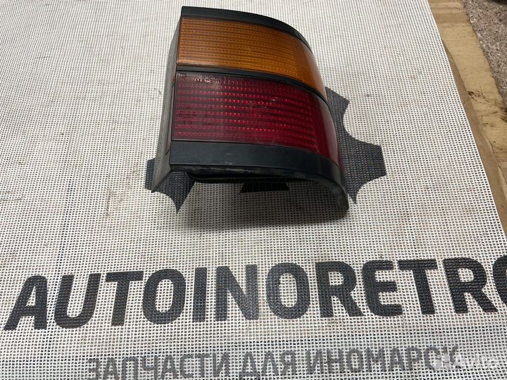 Фонарь задний правый Volkswagen Passat B3 универс