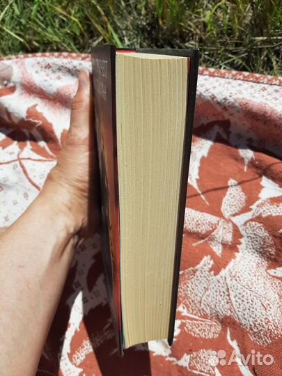 Книга Гейман Пратчетт Благие знамения