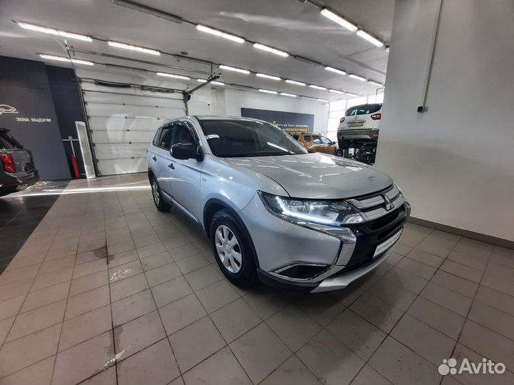 Mitsubishi Outlander 2.0 CVT, 2017, 75 176 км