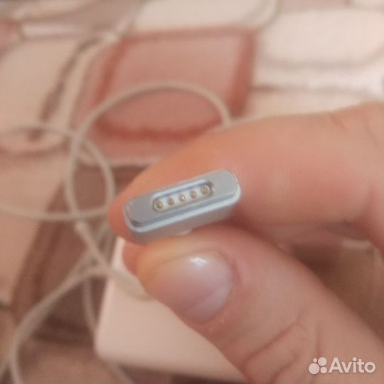 Зарядное устройство