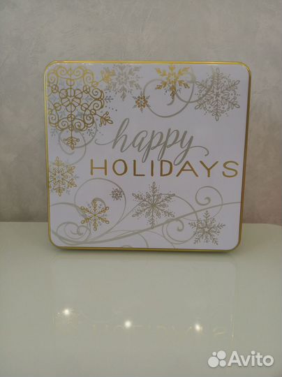 Жестяная коробка новогодняя подарочная