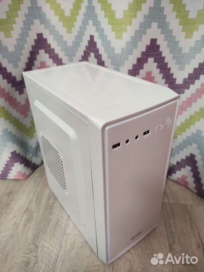 Intel core i7/8/160 gf730 1gb