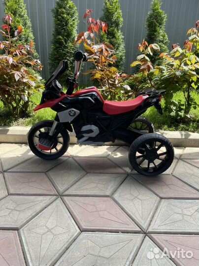 Продам велосипед детский BMW