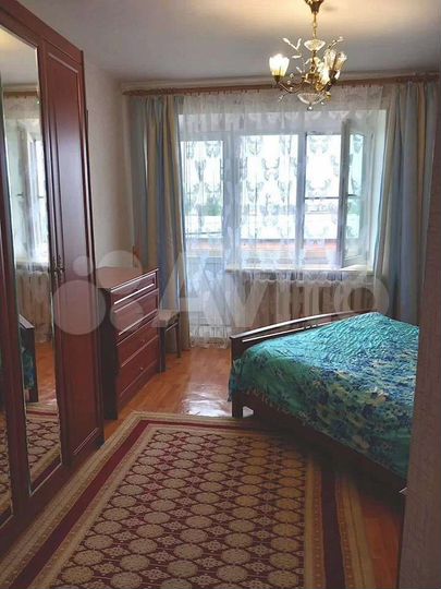 2-к. квартира, 70 м², 3/10 эт.