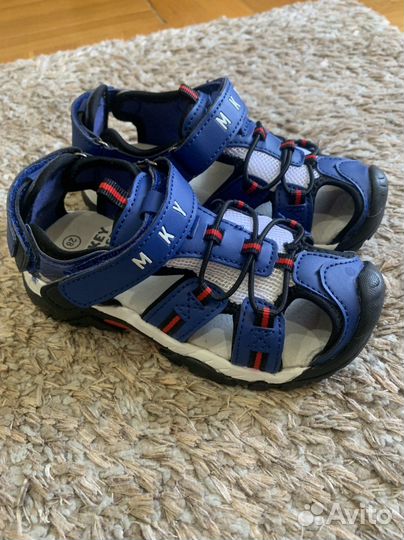 Босоножки 28