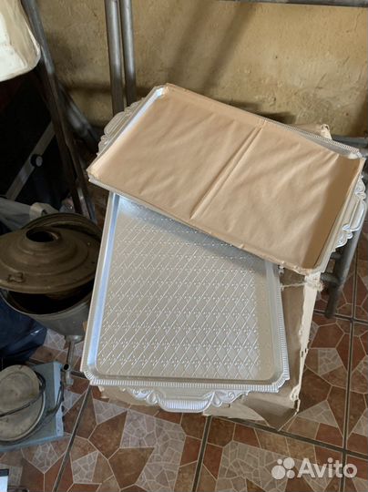 Поднос алюминиевый