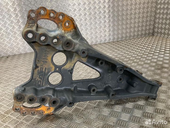 Кронштейн реактивной тяги DAF 1930171