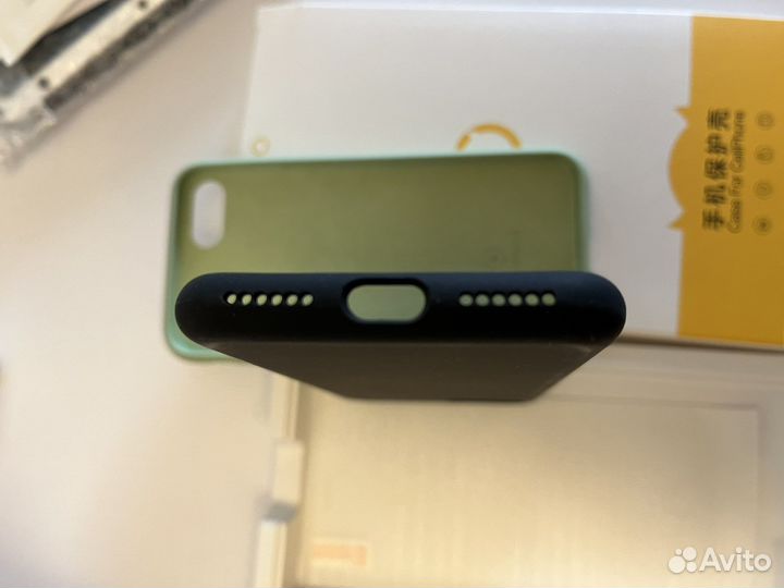 Чехол на iPhone SE 2020