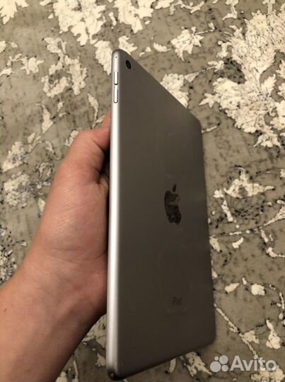 iPad mini 4 128gb