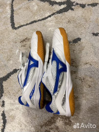 Кроссовки для настольного тенниса mizuno