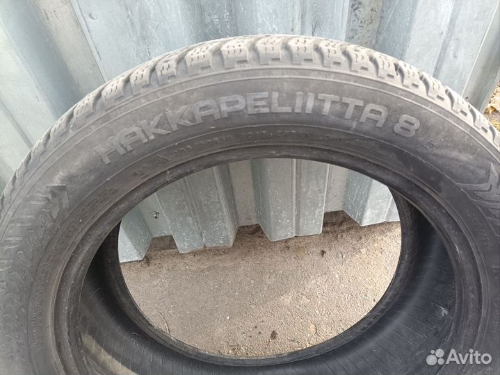 Nokian Tyres Hakkapeliitta 8 235/50 R18