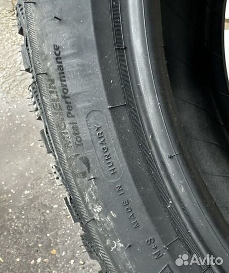 Michelin X-Ice North 4 SUV 245/45 R20 103T