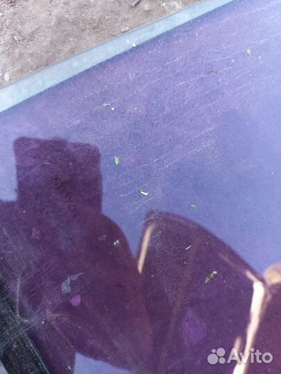 Стекло задней двери правое Toyota carina-E