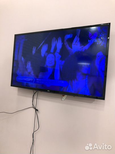 Телевизор 43 дюйма LG