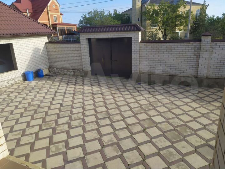 Дом 100 м² на участке 8 сот.