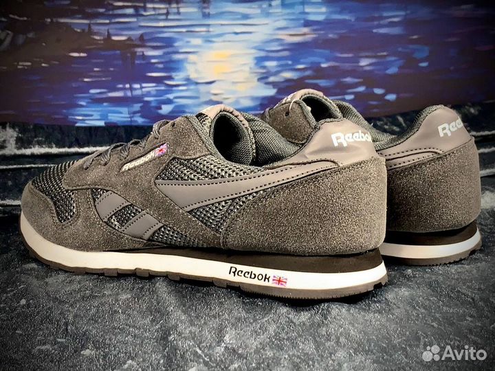 Кроссовки Reebok серые