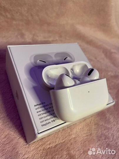 Наушники AirPods pro