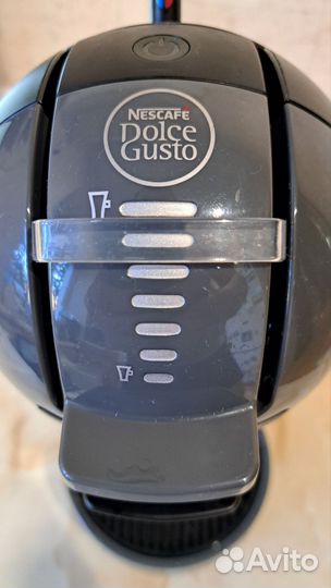 Кофеварка капсульная Nescafe dolce gusto