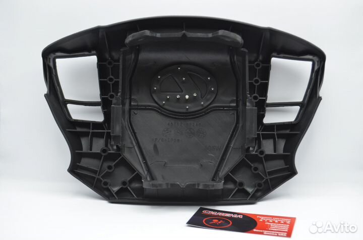 Рулевая накладка Lexus LX 570