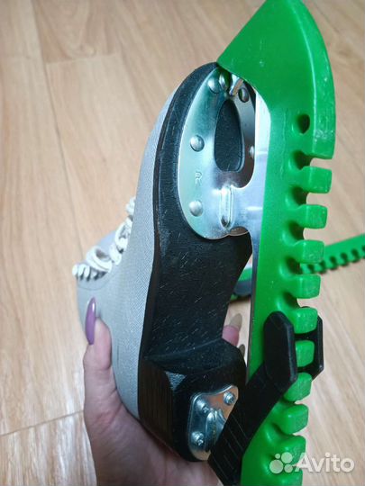 Коньки фигурные