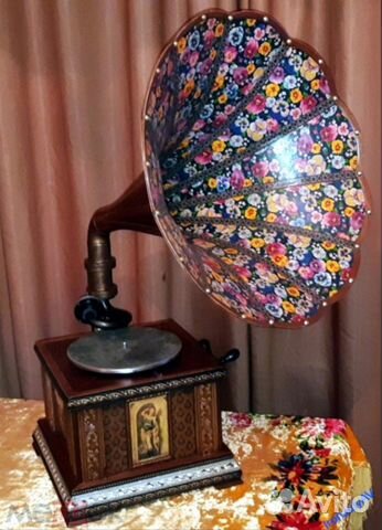 Антикварный граммофон из СССР, в идеале