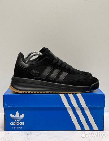 Adidas SL 72