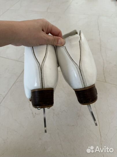 Коньки фигурные Risport Excellence