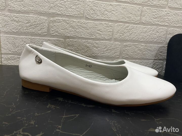 Балетки белые 39