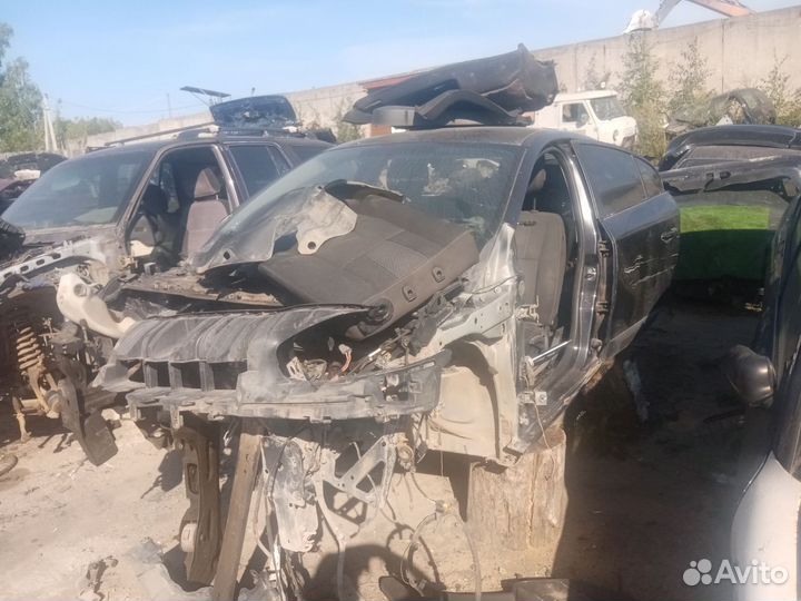 Стеклоподъемник задний правый Renault Fluence