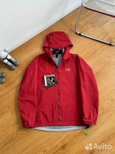 Ветровка Arcteryx beta lt