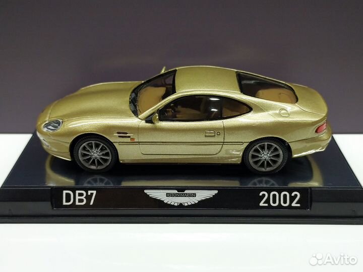 1:43 Aston Martin DB7 2002