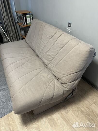 Диван прямой раскладной книжка