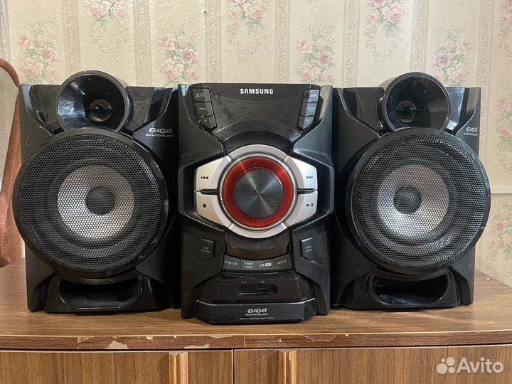 Музыкальный центр samsung