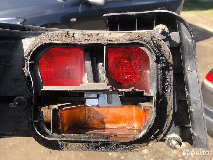 Стекла на туманки, фара задняя